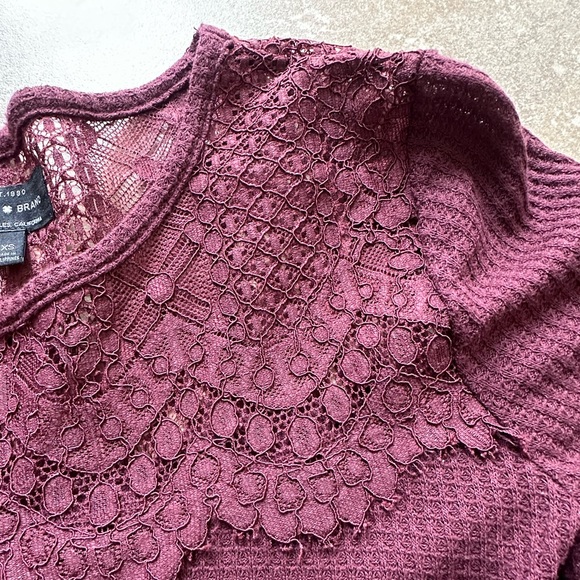 Lucky Brand Women's Maroon/Burgundy Long Sleeve Thermal Lace Shirt Top - Sz XS - Picture 3 of 7